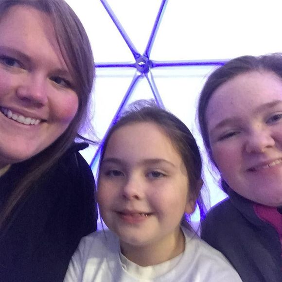 Meet your Posher, Amy - Picture 1 of 1